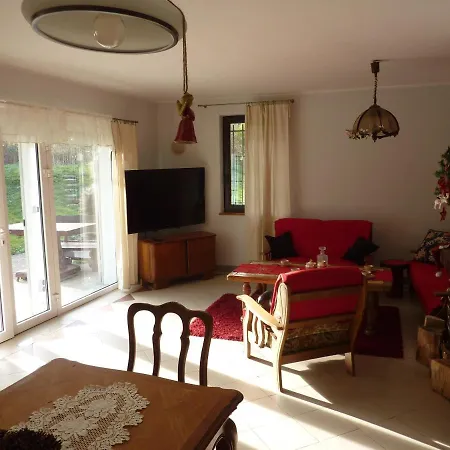 Villa Izerska Chatka Mirsk